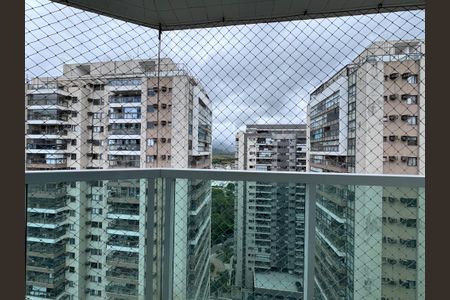 Apartamento para alugar com 124m², 3 quartos e 2 vagas Apartamento para alugar com 124m², 3 quartos e 2 vagasSuíte 2 - Varanda