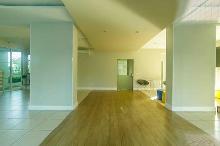 Apartamento para alugar com 124m², 3 quartos e 2 vagas Apartamento para alugar com 124m², 3 quartos e 2 vagasÁrea comum