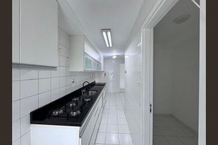 Apartamento para alugar com 124m², 3 quartos e 2 vagas Apartamento para alugar com 124m², 3 quartos e 2 vagasCozinha