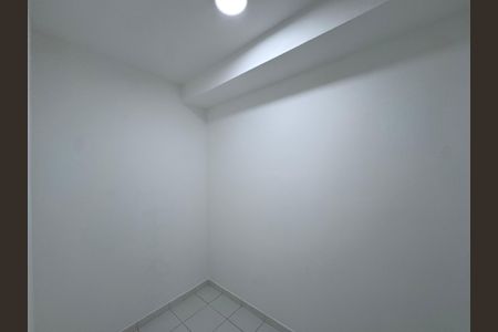 Apartamento para alugar com 124m², 3 quartos e 2 vagas Apartamento para alugar com 124m², 3 quartos e 2 vagasQuarto de Serviço