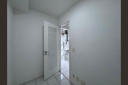Apartamento para alugar com 124m², 3 quartos e 2 vagas Apartamento para alugar com 124m², 3 quartos e 2 vagasQuarto de Serviço