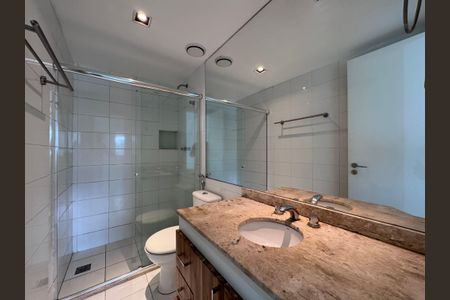 Apartamento para alugar com 124m², 3 quartos e 2 vagas Apartamento para alugar com 124m², 3 quartos e 2 vagasBanheiro Social