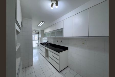 Apartamento para alugar com 124m², 3 quartos e 2 vagas Apartamento para alugar com 124m², 3 quartos e 2 vagasCozinha