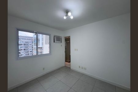 Apartamento para alugar com 124m², 3 quartos e 2 vagas Apartamento para alugar com 124m², 3 quartos e 2 vagasSuíte 1