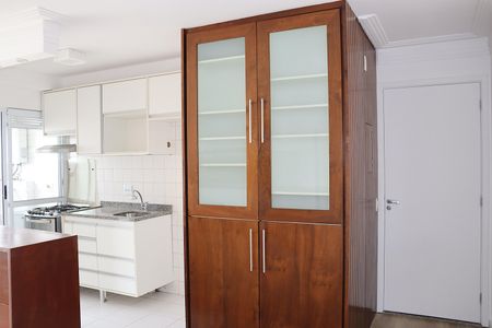 Apartamento para alugar com 67m², 2 quartos e 2 vagasSala