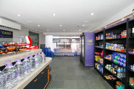 Apartamento para alugar com 40m², 2 quartos e 1 vaga Apartamento para alugar com 40m², 2 quartos e 1 vagaÁrea Comum - Mini Mercado