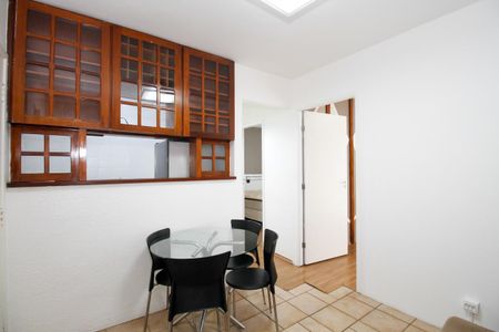 Sala de apartamento à venda com 2 quartos, 40m² em Jardins, São Paulo