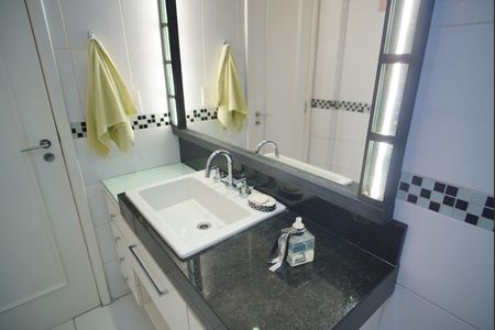Apartamento para alugar com 90m², 3 quartos e 2 vagasBanheiro Corredor
