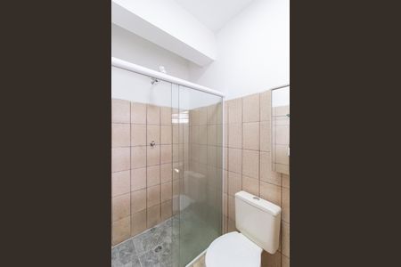 Banheiro de casa para alugar com 1 quarto, 70m² em Vila Veloso, Carapicuíba