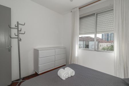 Quarto de apartamento para alugar com 2 quartos, 60m² em Cristo Redentor, Porto Alegre