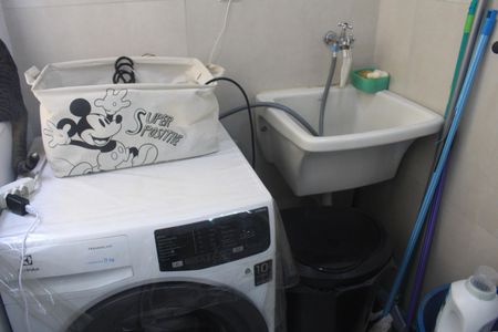 Apartamento à venda com 84m², 2 quartos e 2 vagasÁrea de Serviço