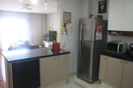 Apartamento à venda com 84m², 2 quartos e 2 vagasCozinha
