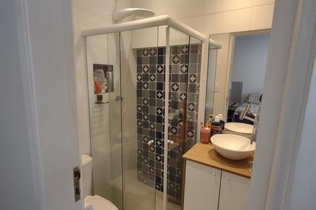 Apartamento à venda com 84m², 2 quartos e 2 vagasBanheiro da Suíte