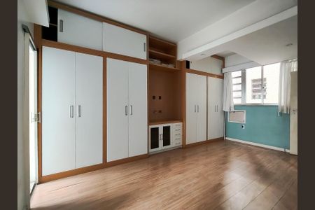 Apartamento à venda com 78m², 2 quartos e 1 vagaSuíte