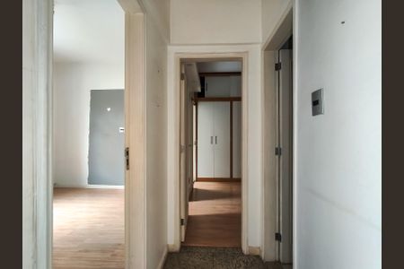 Corredor de apartamento à venda com 2 quartos, 78m² em Tijuca, Rio de Janeiro