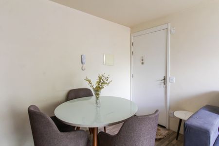 Sala de apartamento à venda com 2 quartos, 47m² em Olaria, Canoas