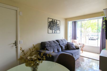 Sala de apartamento à venda com 2 quartos, 47m² em Olaria, Canoas