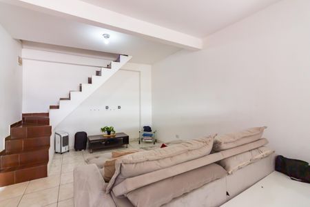 Sala  de casa para alugar com 3 quartos, 100m² em Mutinga, Osasco