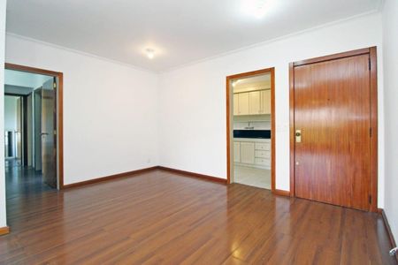 Sala  de apartamento para alugar com 3 quartos, 100m² em Bela Vista, Porto Alegre
