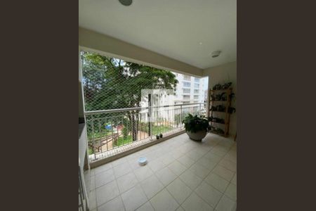 Apartamento à venda com 96m², 3 quartos e 2 vagasVaranda