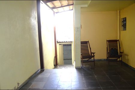 Casa à venda com 360m², 3 quartos e 4 vagasVaranda