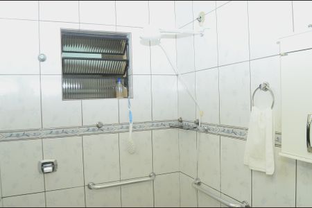 Casa à venda com 360m², 3 quartos e 4 vagasBanheiro