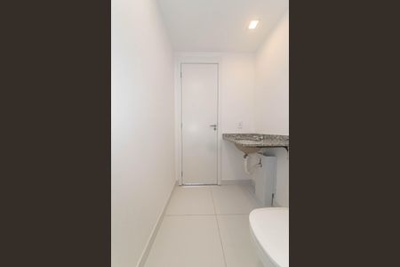 Apartamento à venda com 79m², 3 quartos e 1 vagaBanheiro da Suíte 1