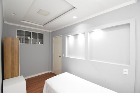 Quarto 1 de casa de condomínio para alugar com 2 quartos, 50m² em Centro, Curitiba
