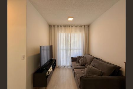 Sala  de apartamento para alugar com 2 quartos, 40m² em Santo Amaro, São Paulo