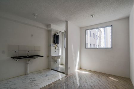 Sala de apartamento para alugar com 2 quartos, 37m² em Jardim, Santo André