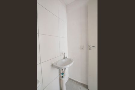 Apartamento para alugar com 37m², 2 quartos e sem vagaBanheiro