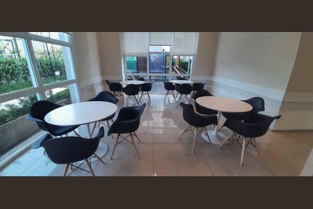 Apartamento para alugar com 136m², 4 quartos e 2 vagasÁrea comum