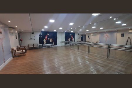 Apartamento para alugar com 136m², 4 quartos e 2 vagasÁrea comum