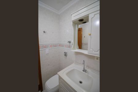 Apartamento para alugar com 74m², 2 quartos e 1 vagaBANHEIRO