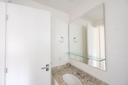 Apartamento à venda com 110m², 3 quartos e 2 vagasBanheiro da Suíte 3