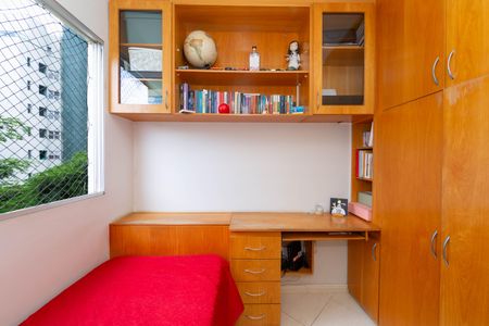 Apartamento à venda com 68m², 3 quartos e 1 vagaQUARTO1