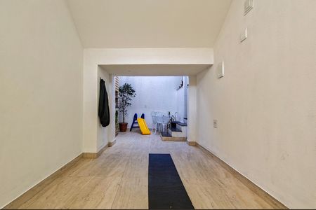 Casa à venda com 137m², 2 quartos e 1 vagaGaragem