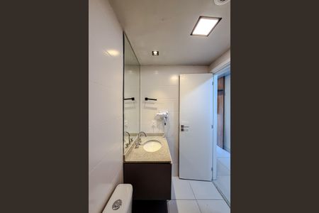 Studio para alugar com 25m², 1 quarto e sem vaga Studio para alugar com 25m², 1 quarto e sem vagaBanheiro
