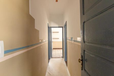 Corredor de apartamento para alugar com 3 quartos, 130m² em Centro, Curitiba