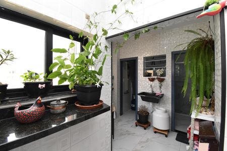 Apartamento para alugar com 130m², 3 quartos e sem vagaCozinha