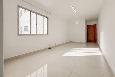 Apartamento para alugar com 73m², 3 quartos e 1 vaga Apartamento para alugar com 73m², 3 quartos e 1 vagaSala