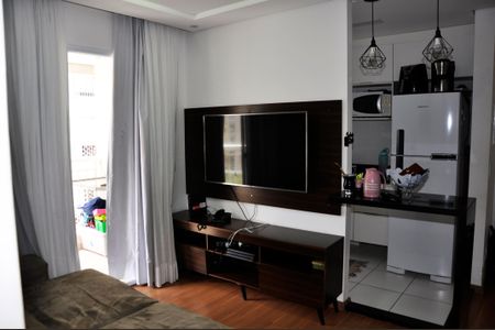 Apartamento para alugar com 52m², 2 quartos e 1 vaga Apartamento para alugar com 52m², 2 quartos e 1 vagaDetalhe - Sala e Sala de Jantar