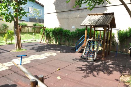 Apartamento para alugar com 52m², 2 quartos e 1 vaga Apartamento para alugar com 52m², 2 quartos e 1 vagaPlayground