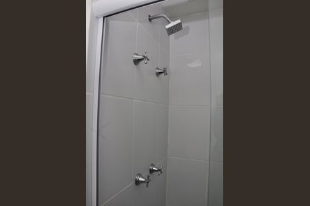 Apartamento para alugar com 52m², 2 quartos e 1 vaga Apartamento para alugar com 52m², 2 quartos e 1 vagaDetalhe - Banheiro Social