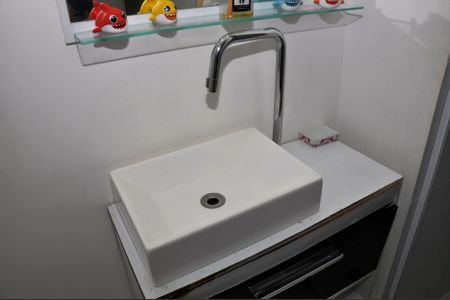 Apartamento para alugar com 52m², 2 quartos e 1 vaga Apartamento para alugar com 52m², 2 quartos e 1 vagaDetalhe - Banheiro Social