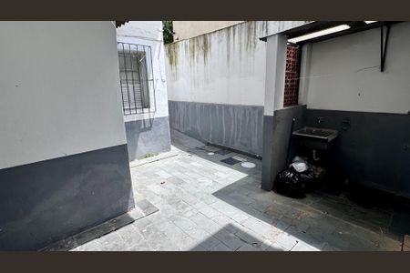 Apartamento para alugar com 80m², 3 quartos e sem vaga