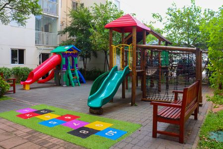 Apartamento para alugar com 64m², 2 quartos e 1 vaga Apartamento para alugar com 64m², 2 quartos e 1 vagaÁrea comum - Playground