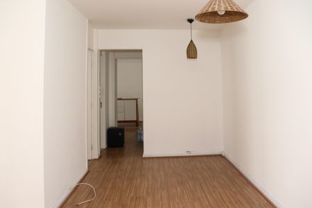 Apartamento para alugar com 64m², 2 quartos e 1 vaga Apartamento para alugar com 64m², 2 quartos e 1 vagaSala