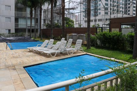 Apartamento para alugar com 64m², 2 quartos e 1 vaga Apartamento para alugar com 64m², 2 quartos e 1 vagaÁrea comum - Piscina