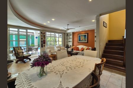 Casa de Condomínio à venda com 4 quartos, 214m² em Recreio dos Bandeirantes, Rio de Janeiro